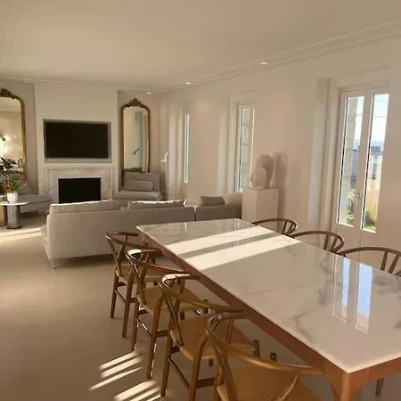 Casa Soleada Con Jardin Y Vistas Al Mar En Prázdninový dům *