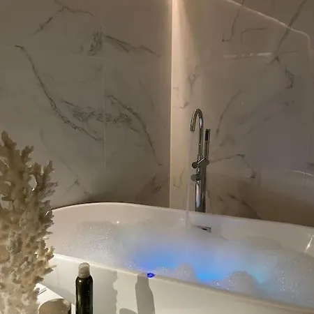 Prázdninový dům Casa Soleada Con Jardin Y Vistas Al Mar En *